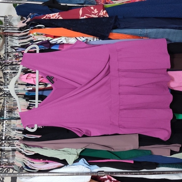 NWOT Lane Bryant Surplice Neckline Top In Magenta - Picture 2 of 6